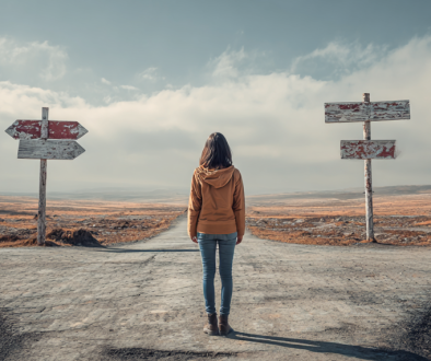 Midjourney - Woman standing at Crossroads